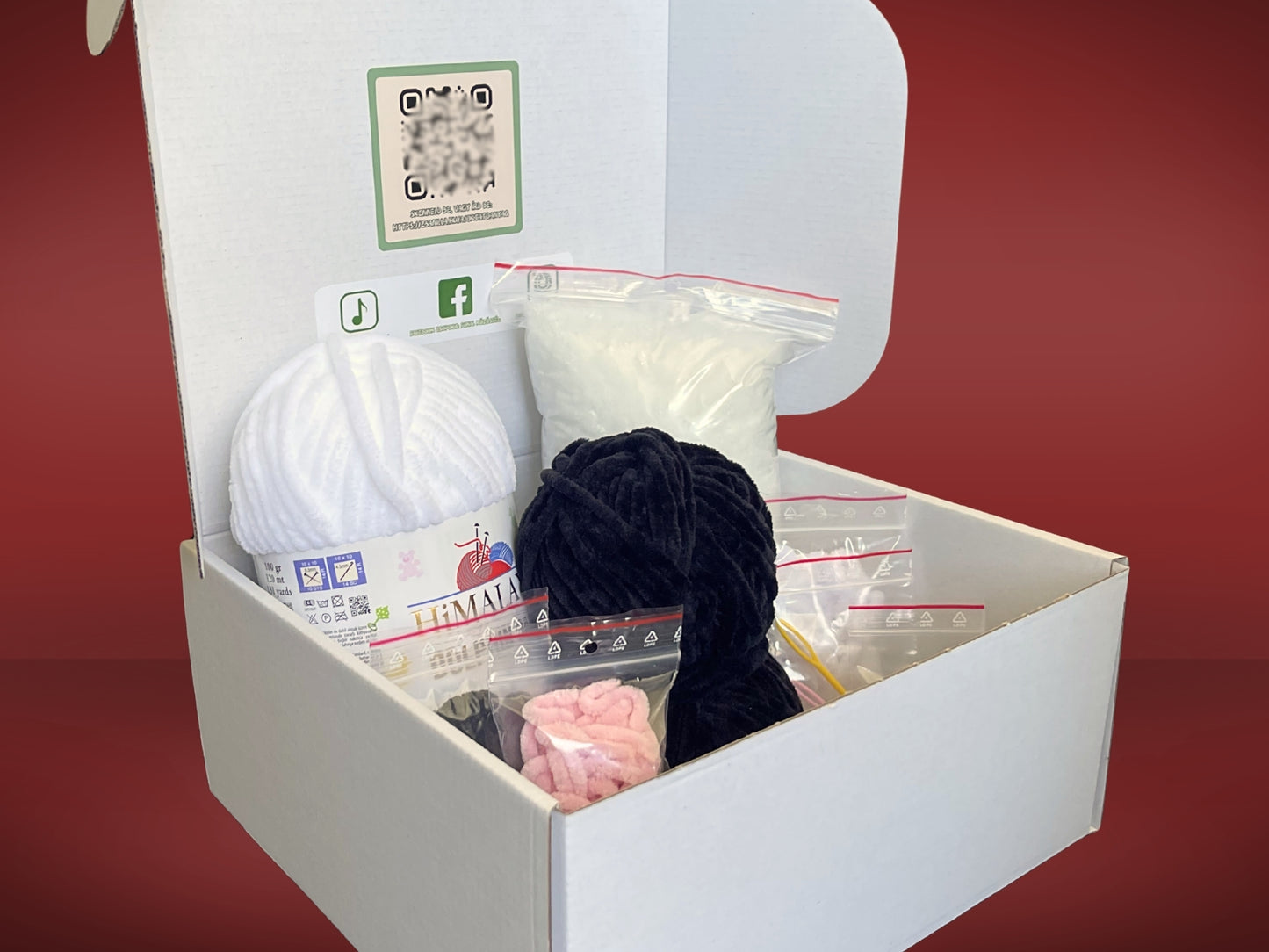 Fekete Foltos Cica | ZsanillaBox